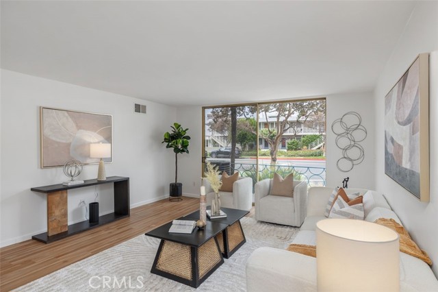 Detail Gallery Image 2 of 45 For 1000 Cordova St #101,  Pasadena,  CA 91106 - 2 Beds | 2 Baths