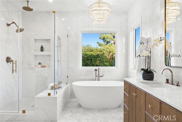 Detail Gallery Image 21 of 35 For 1824 Port Carlow Pl, Newport Beach,  CA 92660 - 5 Beds | 4/1 Baths