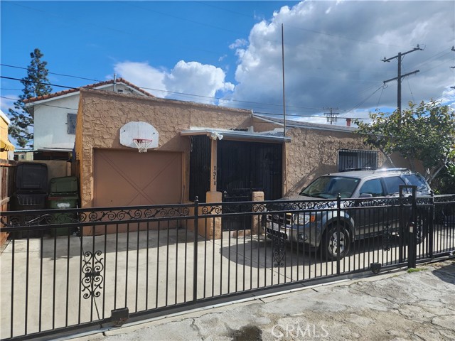 1348 Morrow Place, Los Angeles, California 90022, 2 Bedrooms Bedrooms, ,1 BathroomBathrooms,Single Family Residence,For Sale,Morrow,IV24026500
