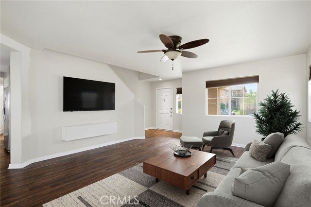 Detail Gallery Image 2 of 24 For 45027 Carla Ct, Lake Elsinore,  CA 92532 - 4 Beds | 3 Baths