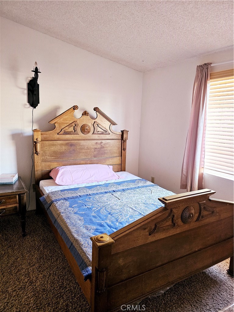 https://media.crmls.org/medias/9a8792be-0e43-4402-8b5e-9a88187ceabe.jpg?preset=X-Large
