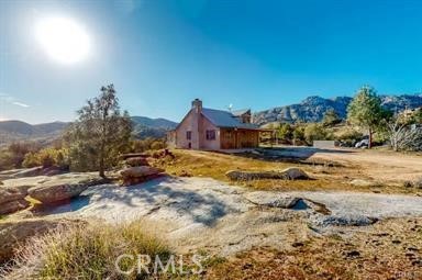 Detail Gallery Image 3 of 14 For 9766 Glacier Gulch Rd, Weldon,  CA 93283 - 2 Beds | 1 Baths