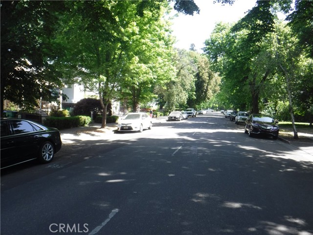 480 E 3rd Street, Chico CA: https://media.crmls.org/medias/9a87ab26-fa99-4671-89ad-3bb4acaf8f4f.jpg