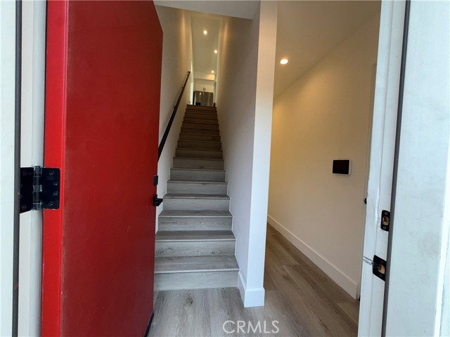 21719 Hart Street, Canoga Park CA: https://media.crmls.org/medias/9a884671-ef6d-4d9b-8fa7-9cd8c3a7cbfe.jpg