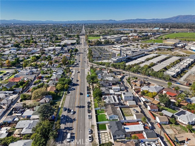 Detail Gallery Image 39 of 41 For 12317 Roscoe, Sun Valley,  CA 91352 - 3 Beds | 2 Baths