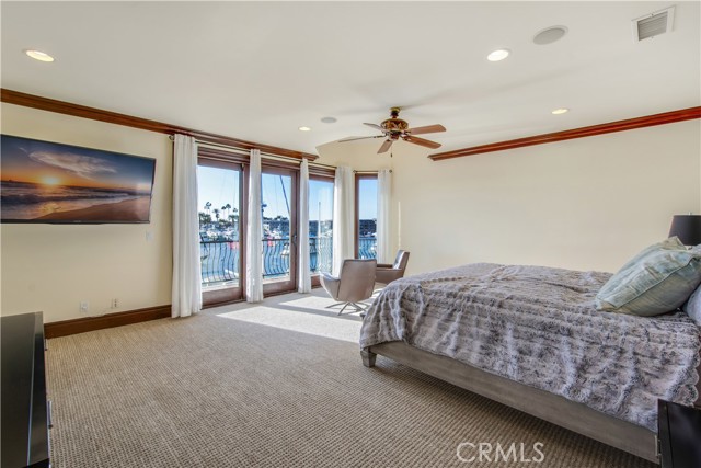 Detail Gallery Image 29 of 53 For 323 via Lido Soud, Newport Beach,  CA 92663 - 4 Beds | 3/1 Baths