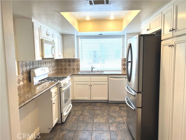 87 Pamplona, Aliso Viejo CA: https://media.crmls.org/medias/9a89700a-55e2-4f5f-9134-6be9d6f2e23f.jpg