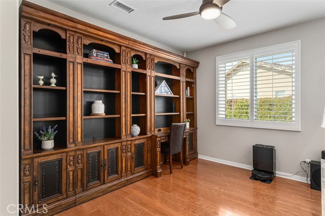 Detail Gallery Image 17 of 73 For 26343 Palm Tree Ln, Murrieta,  CA 92563 - 6 Beds | 5 Baths