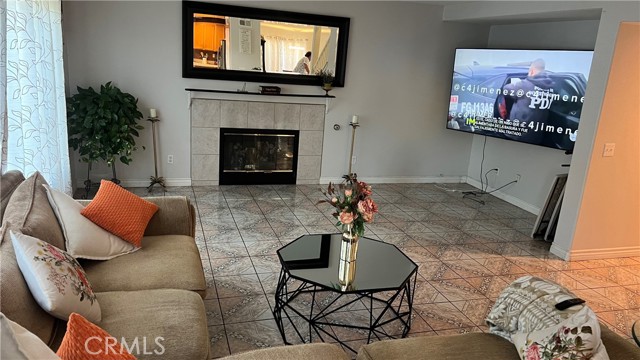 Detail Gallery Image 14 of 36 For 3359 Viola Ct, Perris,  CA 92571 - 4 Beds | 2/1 Baths