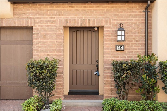 Detail Gallery Image 2 of 41 For 257 Rodeo, Irvine,  CA 92602 - 3 Beds | 2/1 Baths