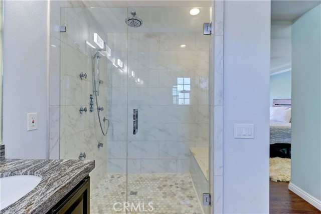 25701 Minoa Drive, Mission Viejo CA: https://media.crmls.org/medias/9a8b7190-d0f4-4ed6-ba66-3e2583c6310f.jpg