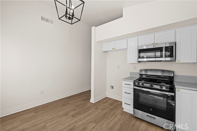 Detail Gallery Image 14 of 49 For 37744 Harvey St, Palmdale,  CA 93550 - 3 Beds | 2 Baths