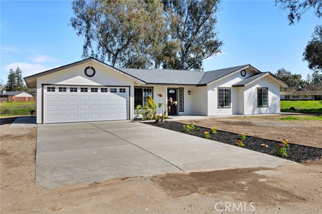 Detail Gallery Image 2 of 26 For 17825 Short Rd, Madera,  CA 93638 - 3 Beds | 1/1 Baths
