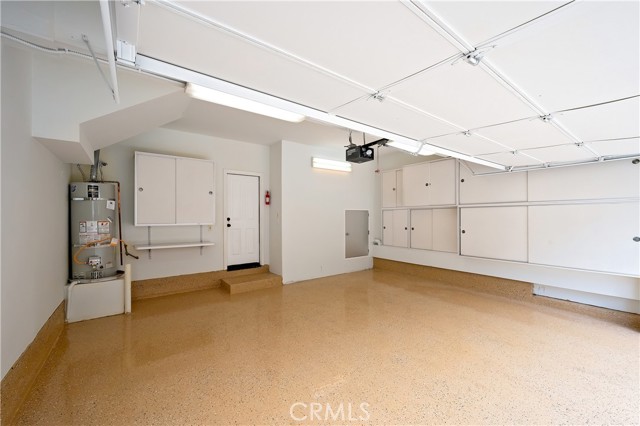 17 Calvados, Newport Coast CA: https://media.crmls.org/medias/9a8d92bf-4d24-4142-ba56-019172f79905.jpg