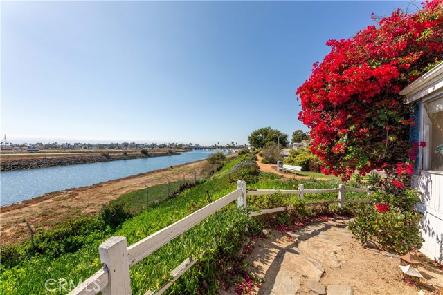 Detail Gallery Image 4 of 27 For 6262 E Marina View Dr #312,  Long Beach,  CA 90803 - 1 Beds | 1 Baths