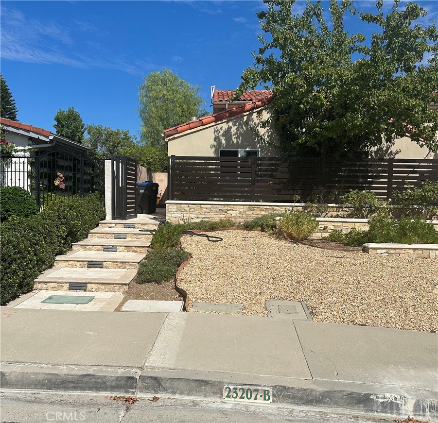23207 Park Esperanza #B