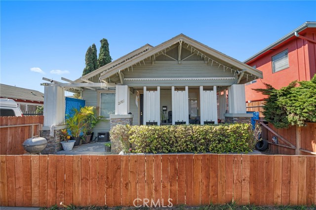 Details for 2161 Locust Avenue, Long Beach, CA 90806