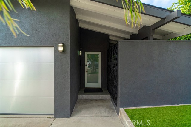 541 1st Street, Manhattan Beach, California 90266, 2 Bedrooms Bedrooms, ,2 BathroomsBathrooms,Residential,Sold,1st,SB23123581