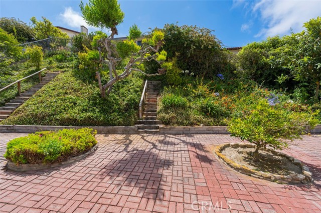 6854 Kings Harbor Drive, Rancho Palos Verdes, California 90275, 4 Bedrooms Bedrooms, ,2 BathroomsBathrooms,Residential,Sold,Kings Harbor,SB23091706