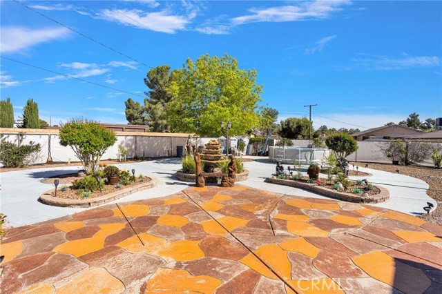 Detail Gallery Image 43 of 56 For 19985 Red Feather, Apple Valley,  CA 92307 - 3 Beds | 2/1 Baths