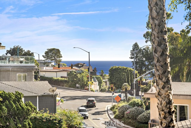 370 Nyes Place, Laguna Beach, California 92651, 3 Bedrooms Bedrooms, ,1 BathroomBathrooms,Residential Lease,For Rent,370 Nyes Place,CRLG23218160