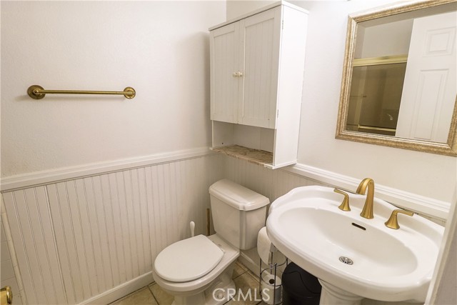 Detail Gallery Image 15 of 23 For 25426 Avenida Escalera, Valencia,  CA 91355 - 5 Beds | 3 Baths