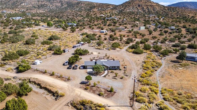 Detail Gallery Image 25 of 27 For 24136 Quail Estates Ln, Tehachapi,  CA 93561 - 3 Beds | 2 Baths