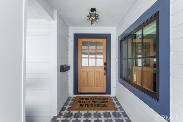 Detail Gallery Image 2 of 59 For 1707 10th St, Manhattan Beach,  CA 90266 - 4 Beds | 2/2 Baths