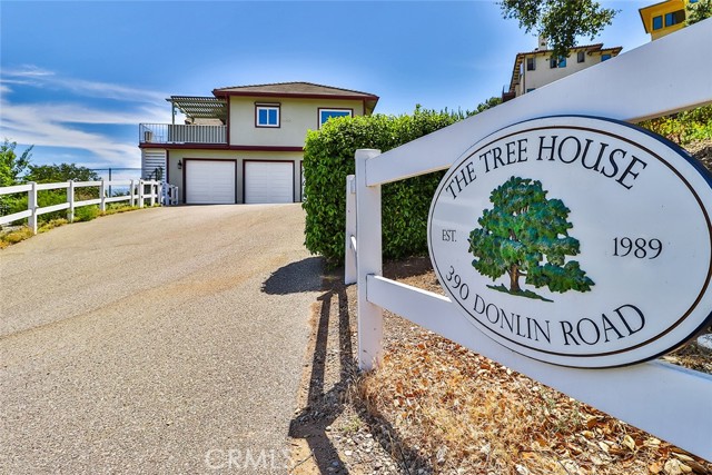 390 Donlin Road photo 1