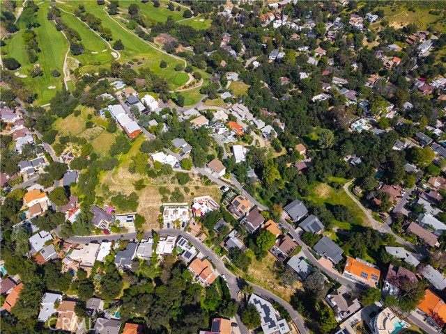 Detail Gallery Image 50 of 50 For 4300 Camello Rd, Woodland Hills,  CA 91364 - 4 Beds | 2/1 Baths
