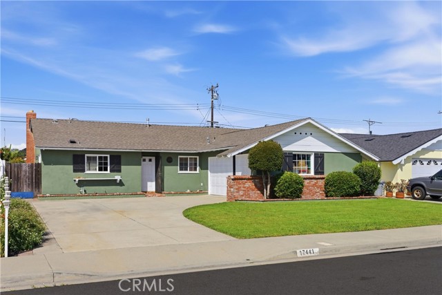 Front Image Thumbnail for CROC26065344