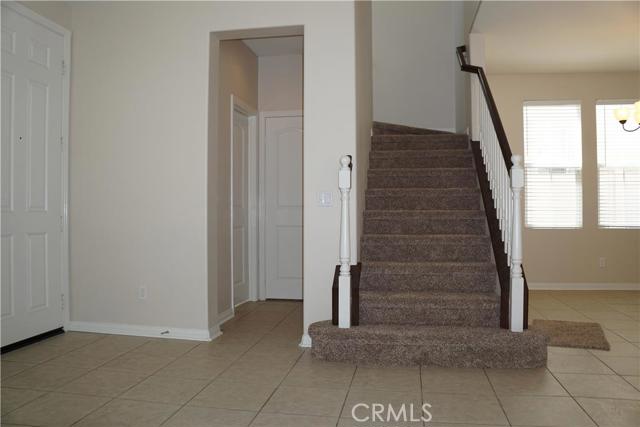 Detail Gallery Image 6 of 31 For 31882 Domenoe Way, Temecula,  CA 92592 - 4 Beds | 3/1 Baths