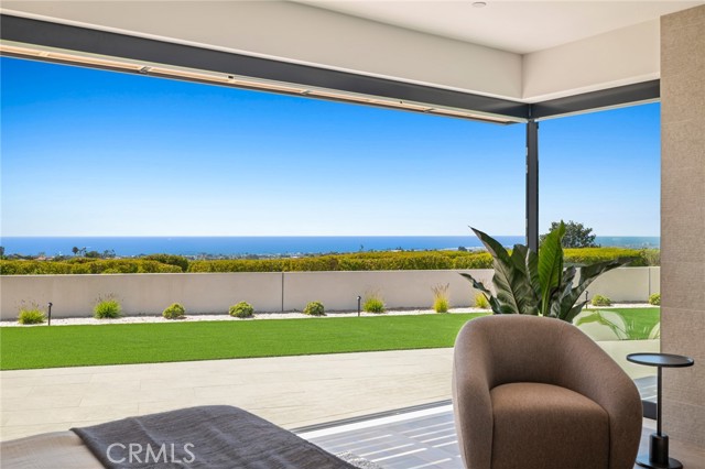 Detail Gallery Image 21 of 36 For 2 Twin Lakes Cir, Corona Del Mar,  CA 92625 - 4 Beds | 4/1 Baths