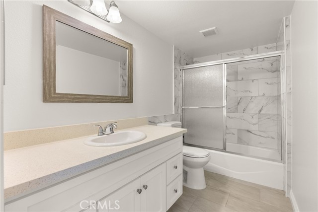 Detail Gallery Image 7 of 19 For 18961 Florida St #1,  Huntington Beach,  CA 92648 - 2 Beds | 1 Baths