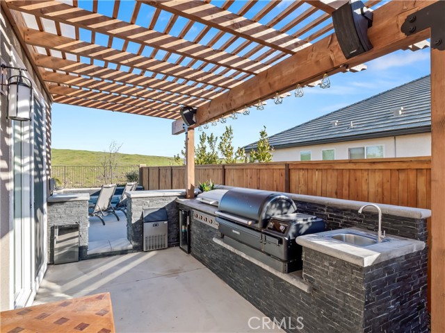 Detail Gallery Image 42 of 52 For 4483 Crown Bluffs Dr, Madera,  CA 93636 - 4 Beds | 3 Baths