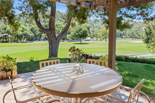 Detail Gallery Image 2 of 48 For 4119 Oak Island Ln, Fallbrook,  CA 92028 - 2 Beds | 2 Baths