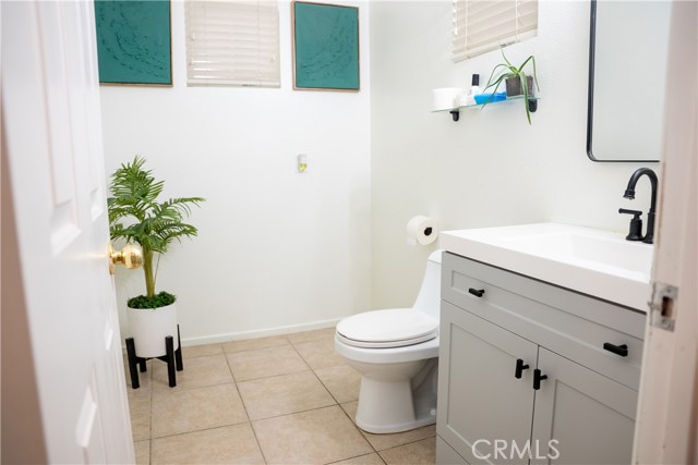 Detail Gallery Image 8 of 35 For 8770 Redondo Ave, Hesperia,  CA 92344 - 3 Beds | 2/1 Baths