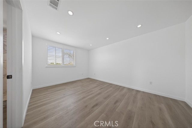 14827 Dearborn Street photo 25