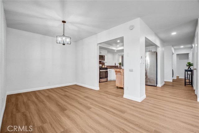 Detail Gallery Image 11 of 31 For 2032 E Bermuda #204,  Long Beach,  CA 90814 - 2 Beds | 2 Baths