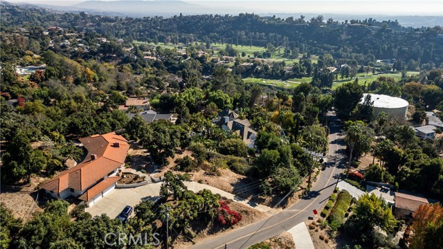 Detail Gallery Image 14 of 21 For 448 Reposado Dr, La Habra Heights,  CA 90631 - 4 Beds | 4 Baths