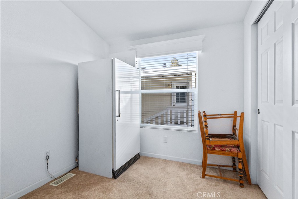 1256 Camino Del Roble 41