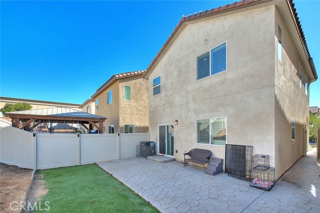 Detail Gallery Image 5 of 50 For 27480 Red Rock Rd, Moreno Valley,  CA 92555 - 3 Beds | 2/1 Baths