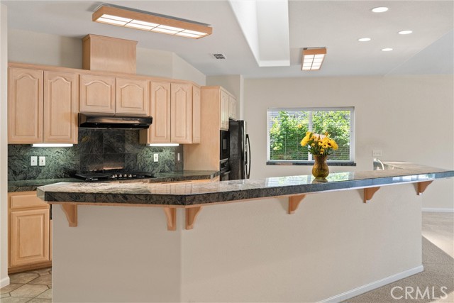 43 Edgewater Court, Chico CA: https://media.crmls.org/medias/9a99d623-352a-4cdc-a4e7-75b956c93fe4.jpg