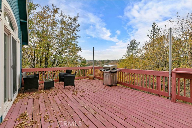 1253 Golden Rule, Lake Arrowhead CA: https://media.crmls.org/medias/9a9a812e-c0c8-4163-9dc4-f2e41c2ce0dc.jpg