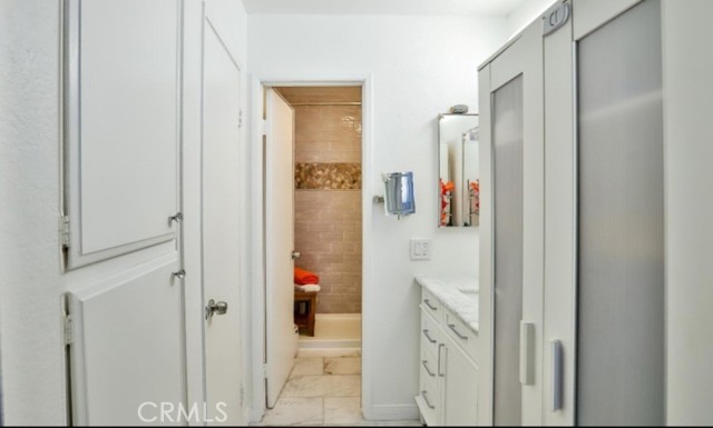6924 Hyde Park Drive, San Diego CA: https://media.crmls.org/medias/9a9aae5d-f7cd-4cad-8aad-76e2f067128a.jpg