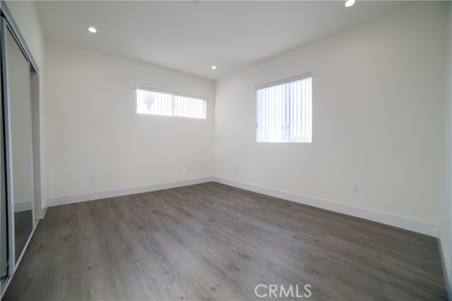 Detail Gallery Image 22 of 24 For 4559 Pickford St St #4559 1/2,  Los Angeles,  CA 90019 - 4 Beds | 4 Baths