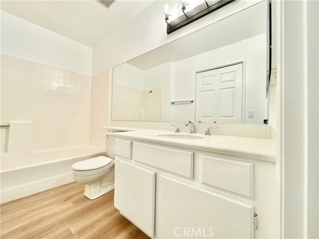 Detail Gallery Image 9 of 21 For 2960 Champion #1503,  Tustin,  CA 92782 - 2 Beds | 2 Baths