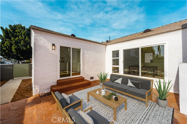 Detail Gallery Image 15 of 17 For 621 S Burris, Compton,  CA 90221 - 4 Beds | 2/1 Baths