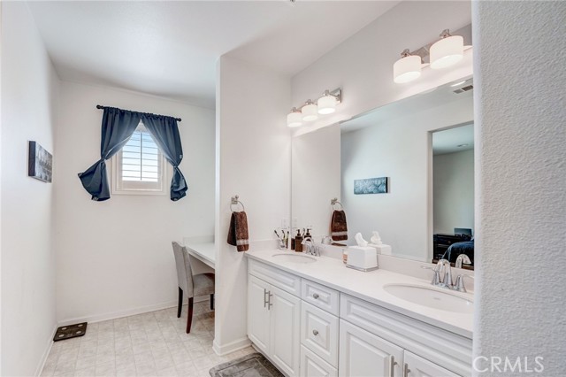 Detail Gallery Image 31 of 54 For 2894 E via Fiano, Ontario,  CA 91764 - 3 Beds | 2/1 Baths