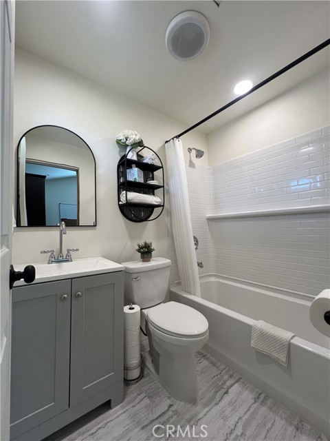 Detail Gallery Image 15 of 19 For 3741 Windsong #B,  Corona,  CA 92879 - 1 Beds | 1 Baths